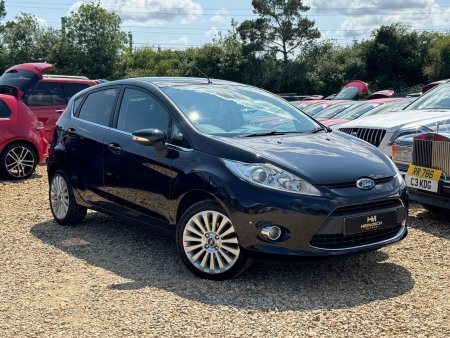 FORD FIESTA 1.6 TDCi DPF Titanium 5dr