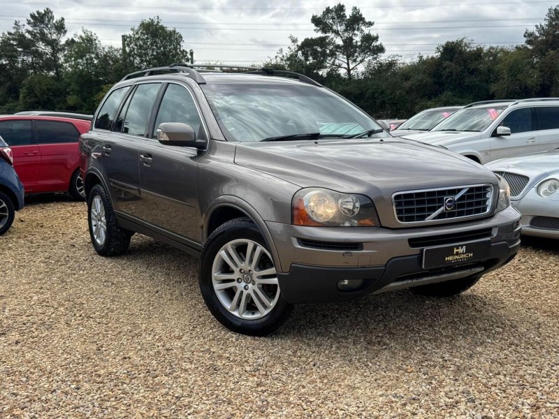 VOLVO XC90 2.4 D5 S AWD 5dr